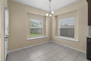 5218 Gulf Stream Ln, Bacliff, TX 77518 - Photo 8