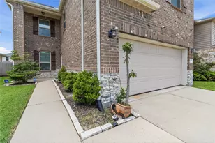 5218 Gulf Stream Ln, Bacliff, TX 77518 - Photo 2