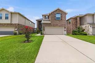 5218 Gulf Stream Ln, Bacliff, TX 77518 - Photo 1
