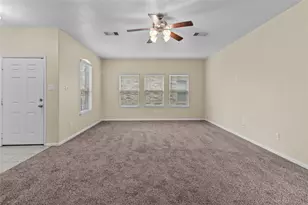 5218 Gulf Stream Ln, Bacliff, TX 77518 - Photo 4