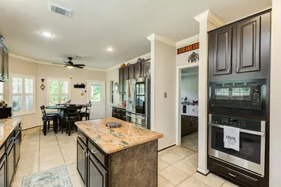 412 Melodywood Drive, Friendswood, TX 77546 - Photo 18