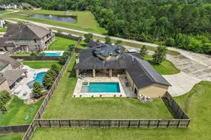 2080 Wilderness Trail, Friendswood, TX 77546 - Photo 46