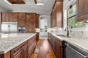 2080 Wilderness Trail, Friendswood, TX 77546 - Photo 18