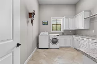 2080 Wilderness Trail, Friendswood, TX 77546 - Photo 34