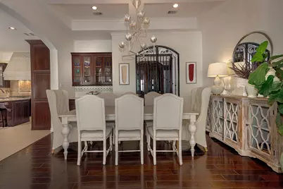 10 Moatwood Court, The Woodlands, TX 77382 - Photo 6