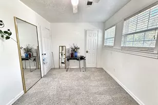 11707 N Evelyn Cir, Houston, TX 77071 - Photo 20