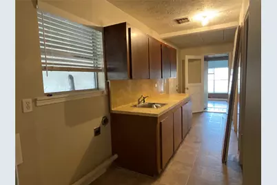 1672 Fm 318, Hallettsville, TX 77964 - Photo 6