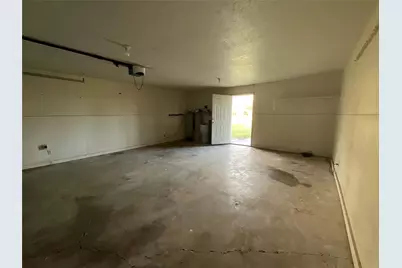 1672 Fm 318, Hallettsville, TX 77964 - Photo 4