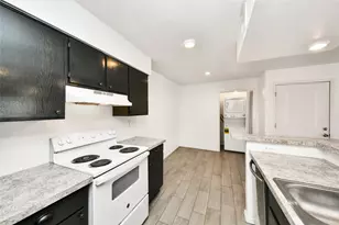 12905 Woodforest Blvd, Houston, TX 77015 - Photo 16