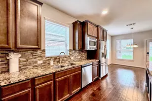 2514 Deerwood Heights Ln, Manvel, TX 77578 - Photo 16