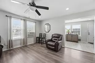 403 S Velasco St, Angleton, TX 77515 - Photo 6