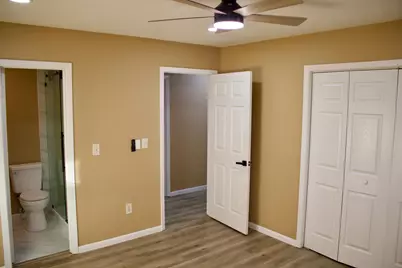 206 Hillcrest Drive, Conroe, TX 77303 - Photo 10