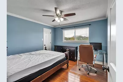 15703 Crestbrook Drive, Houston, TX 77059 - Photo 34