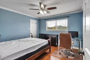 15703 Crestbrook Dr, Houston, TX 77059 - Photo 34