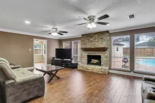 15703 Crestbrook Dr, Houston, TX 77059 - Photo 28