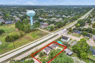 15703 Crestbrook Dr, Houston, TX 77059 - Photo 8