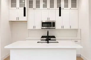 8321 Observatory St, Houston, TX 77088 - Photo 2