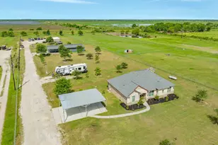 2180 County Rd 212, Angleton, TX 77515 - Photo 4