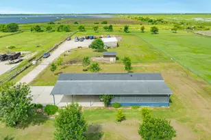 2180 County Rd 212, Angleton, TX 77515 - Photo 40