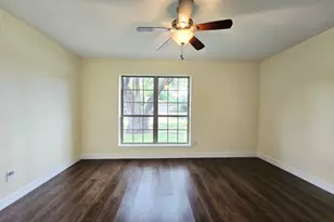7422 Silent Wood Ln, Houston, TX 77086 - Photo 16