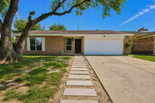 7422 Silent Wood Ln, Houston, TX 77086 - Photo 2
