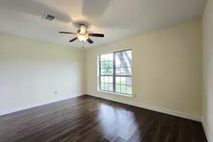 7422 Silent Wood Ln, Houston, TX 77086 - Photo 16