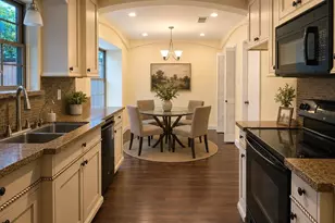 7422 Silent Wood Ln, Houston, TX 77086 - Photo 8