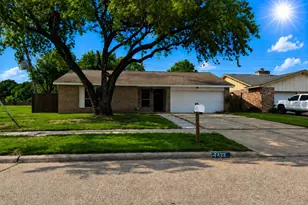 7422 Silent Wood Ln, Houston, TX 77086 - Photo 2