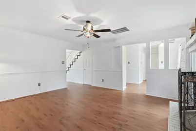 10 E Broken Oak Court, Spring, TX 77381 - Photo 14