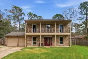 10 E Broken Oak Ct, The Woodlands, TX 77381 - Photo 1