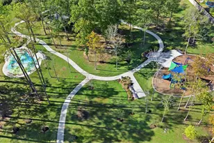 251 Charles Rdg Dr, Montgomery, TX 77316 - Photo 38