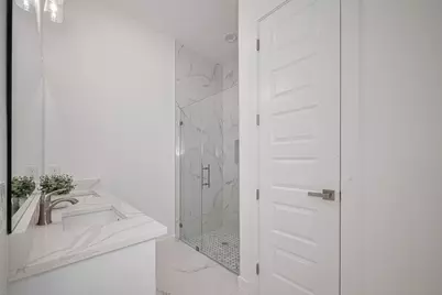 7307 W Knoll Street, Houston, TX 77028 - Photo 38