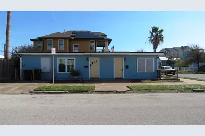 2224 30th Street, Galveston, TX 77550 - Photo 1