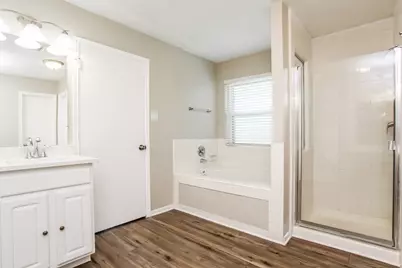 302 Dunford Court, Highlands, TX 77562 - Photo 14