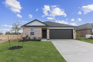 342 Amy St, Angleton, TX 77515 - Photo 1