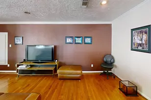 1327 Ashland St, Houston, TX 77008 - Photo 38