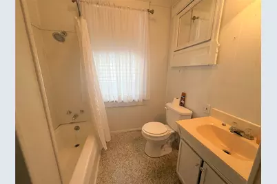3617 Avenue O 1/2, Galveston, TX 77550 - Photo 14