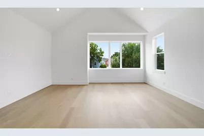 835 W 25th Street, Houston, TX 77008 - Photo 12