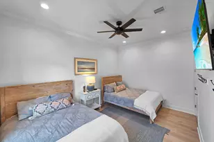 928 Kenlyn Dr, Crystal Beach, TX 77650 - Photo 44