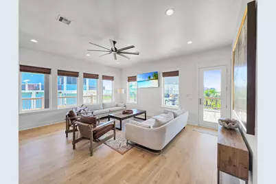 928 Kenlyn Drive, Crystal Beach, TX 77650 - Photo 26