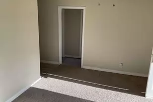 605 Palacios St, El Campo, TX 77437 - Photo 4