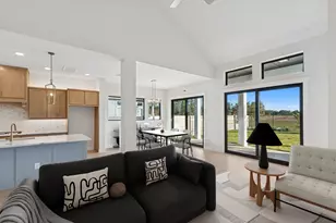 16146 Rita Rd, Conroe, TX 77302 - Photo 4