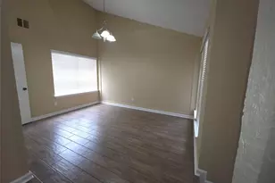 12722 Corona Ln, Houston, TX 77072 - Photo 4