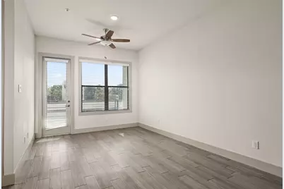 4509 Mount Vernon Street #11, Houston, TX 77006 - Photo 2