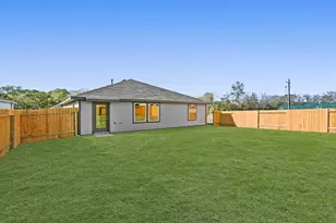 2705 Alamonte Dr, Sealy, TX 77474 - Photo 18