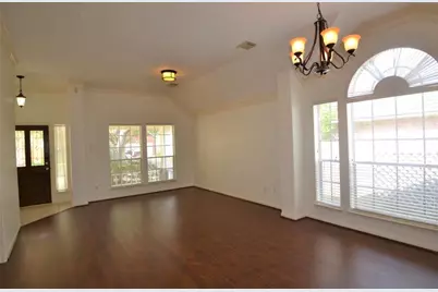1219 Cambrian Park Court, Sugar Land, TX 77479 - Photo 4