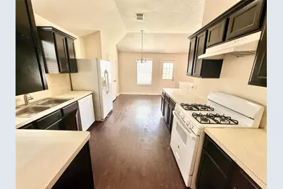3906 Teal Run Meadows Drive, Fresno, TX 77545 - Photo 10