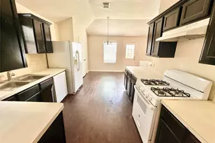 3906 Teal Run Meadows Dr, Fresno, TX 77545 - Photo 10