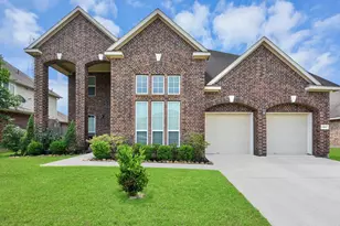11611 Beckton Cypress Dr, Tomball, TX 77377 - Photo 2