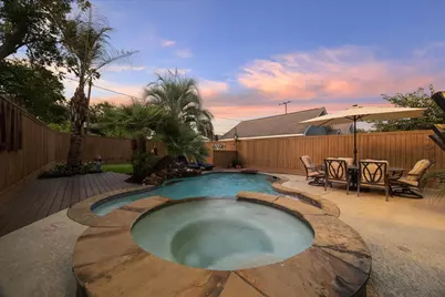 205 W 24th Street, Houston, TX 77008 - Photo 28